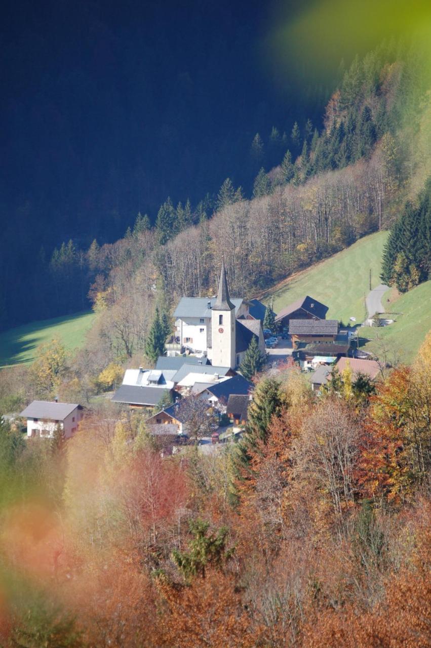 Hotel Gasthof Kreuz Sonntag Bagian luar foto
