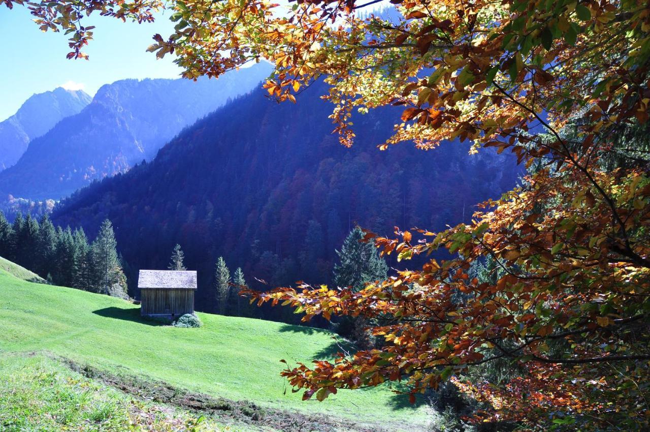 Hotel Gasthof Kreuz Sonntag Bagian luar foto